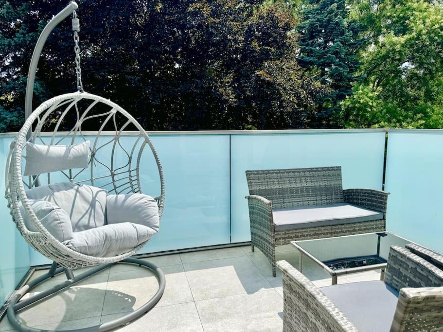 Rooftop Apartment With Balcony & Free Parking ウィーン エクステリア 写真